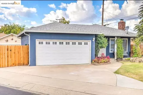 419 Matthew Plz, Lodi, CA 95240 photo 1