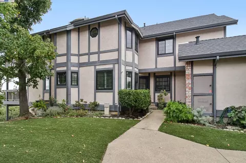 156 Haslemere Ct, Lafayette, CA 94549 photo 1