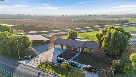 21021 Reeve Rd, Tracy, CA 95304 photo 5