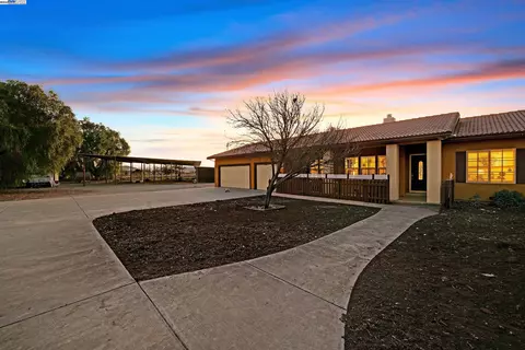 21021 Reeve Rd, Tracy, CA 95304 photo 3