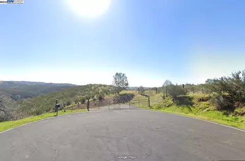 Mccauley Road, Valley Springs, CA 95252