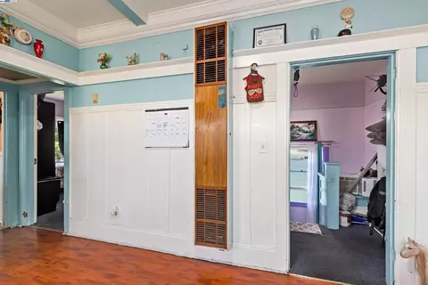 Entry Way - 845 Isabella St, Oakland, CA 94607 photo 5 of 5