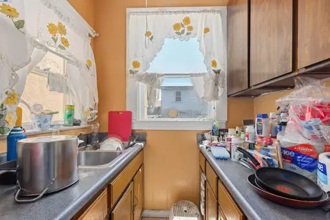Kitchen - 845 Isabella St, Oakland, CA 94607 photo 1 of 1