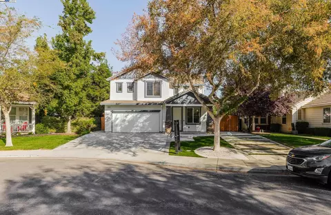2753 Merchant Ct, Tracy, CA 95377 photo 1