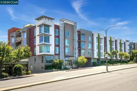 555 Ygnacio Valley Rd #309, Walnut Creek, CA 94596