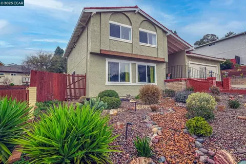 705 Devils Drop Ct, Richmond, CA 94803