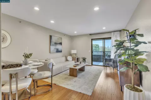 29583 Vanderbilt St #310, Hayward, CA 94544