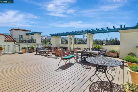 4395 Piedmont Ave #P208, Oakland, CA 94611