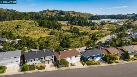 225 Merced Dr, San Bruno, CA 94066