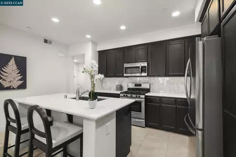 Kitchen - 38976 Primula Ter, Newark, CA 94560 photo 2 of 5