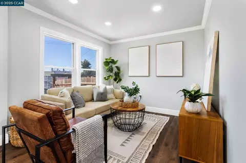 4010 Masterson St, Oakland, CA 94619