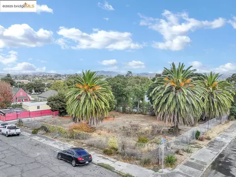 902 Kentucky St, Vallejo, CA 94590 photo 2