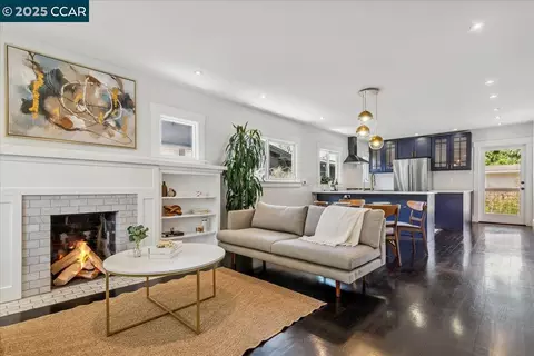 3036 Dohr St, Berkeley, CA 94702 photo 1
