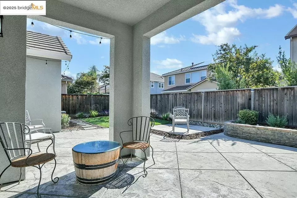 Exterior - 8353 Brookhaven Cir, Discovery Bay, CA 94505 photo 3 of 7