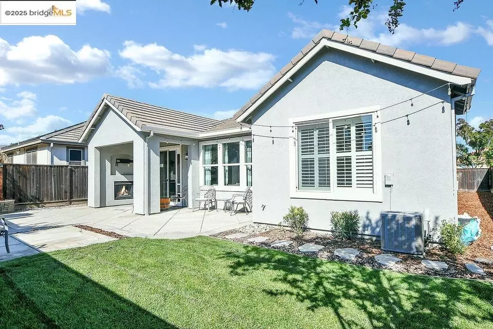 Exterior - 8353 Brookhaven Cir, Discovery Bay, CA 94505 photo 7 of 7
