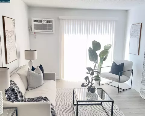 1133 Meadow Ln #56, Concord, CA 94520