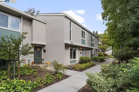 1261 Pine Creek Way #B, Concord, CA 94520