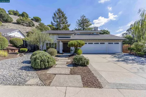 3656 Morningside Dr, Richmond, CA 94803 photo 1