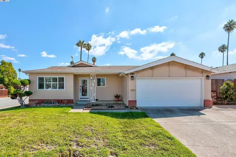 5330 Coco Palm Dr, Fremont, CA 94538