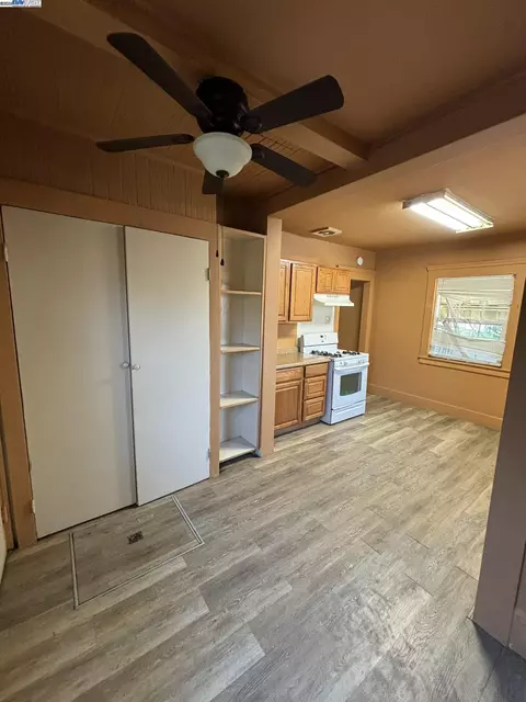 231 E 5th St, Stockton, CA 95206 photo 7