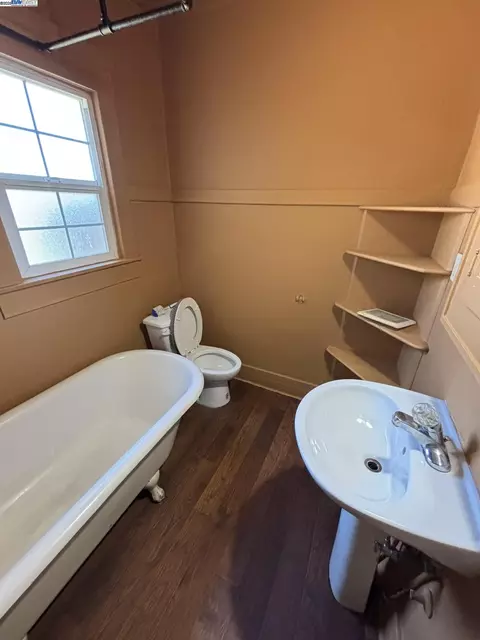 231 E 5th St, Stockton, CA 95206 photo 12
