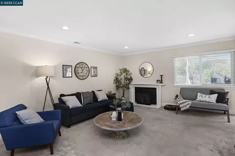 2745 Minert Rd, Concord, CA 94518 photo 3