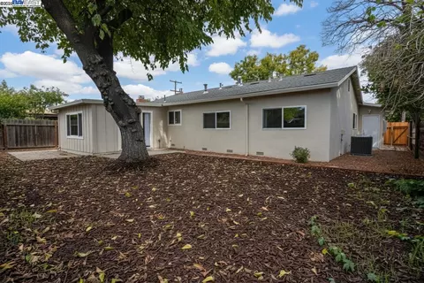 Exterior - 1351 Cypress Dr, Concord, CA 94520 photo 1 of 3