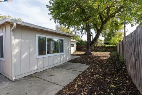 Exterior - 1351 Cypress Dr, Concord, CA 94520 photo 2 of 3