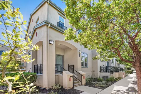 8857 Oliver Pl, Dublin, CA 94568 photo 1