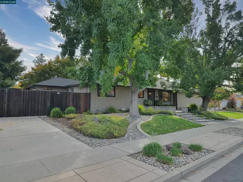 1024 Bermuda Dr, Concord, CA 94518 photo 1