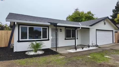 5000 Springfield Way, Sacramento, CA 95841