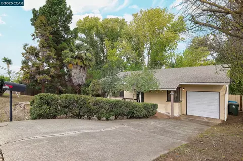 1306 Magazine St, Vallejo, CA 94591 photo 1
