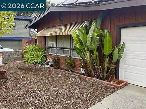 362 Summit Ct, Pinole, CA 94564 photo 1