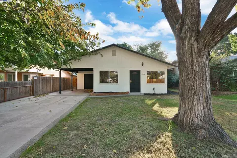 1712 East St, Tracy, CA 95376 photo 1