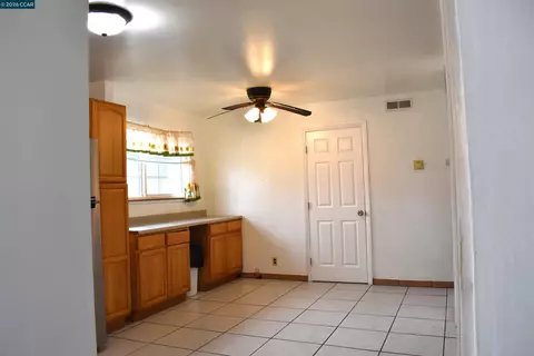 Kitchen - 130 Kennison Ct, Vallejo, CA 94589 photo 1 of 4