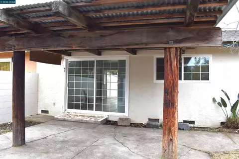 Exterior - 130 Kennison Ct, Vallejo, CA 94589 photo 6 of 7