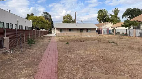 825 E Colton Ave, Redlands, CA 92374 photo 1