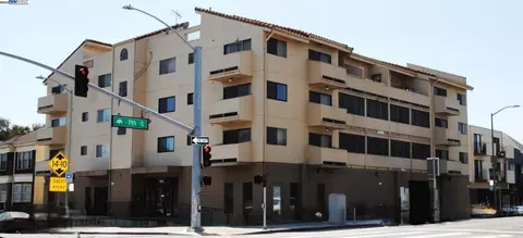 165 7th St #204, Oakland, CA 94607 photo 1