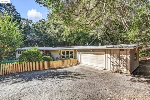 7 Saint Stephens Dr, Orinda, CA 94563 photo 1
