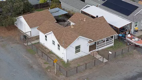 1001 Veale Ave, Martinez, CA 94553 photo 1