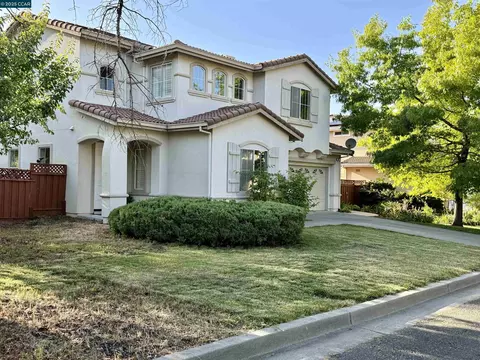 2325 Lansdowne Pl, Vallejo, CA 94591 photo 1