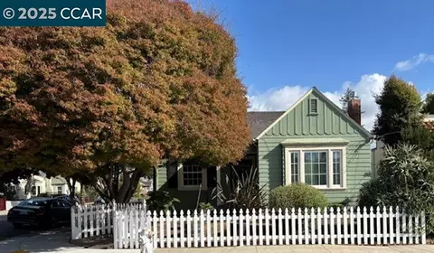 500 Pershing Dr, San Leandro, CA 94577 photo 1