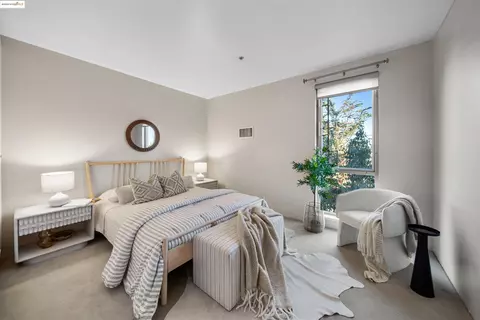 Bedroom - 1201 Pine St #363, Oakland, CA 94607 photo 1 of 3