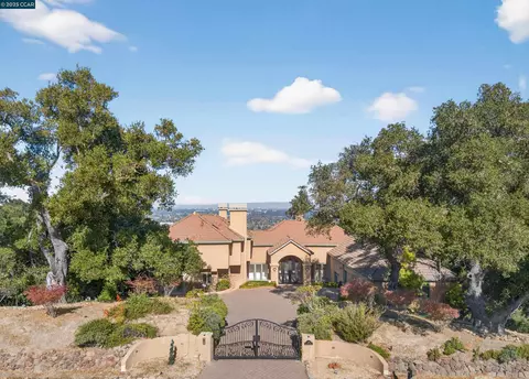 311 Santa Rosa Dr, Los Gatos, CA 95032