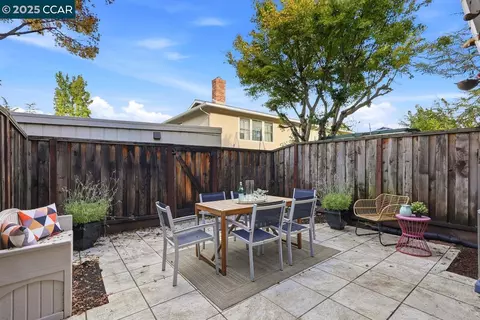 Exterior - 37 Miramonte Dr, Moraga, CA 94556 photo 1 of 6