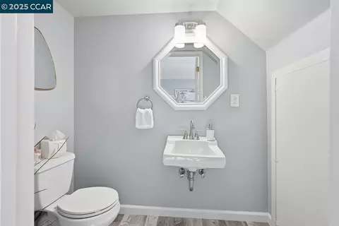 Bath - 37 Miramonte Dr, Moraga, CA 94556 photo 1 of 2