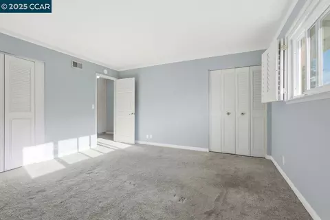 Bedroom - 37 Miramonte Dr, Moraga, CA 94556 photo 4 of 5