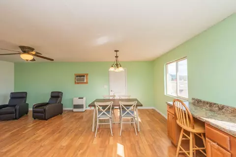 Dining - 1095 Hyampom Rd, Hayfork, CA 96041 photo 3 of 3