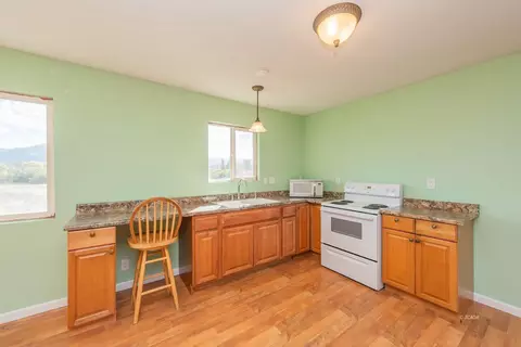Kitchen - 1095 Hyampom Rd, Hayfork, CA 96041 photo 1 of 2