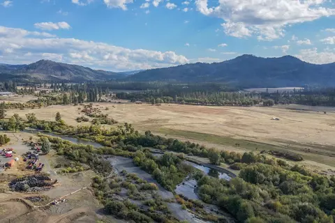 View/Area - 1095 Hyampom Rd, Hayfork, CA 96041 photo 4 of 8